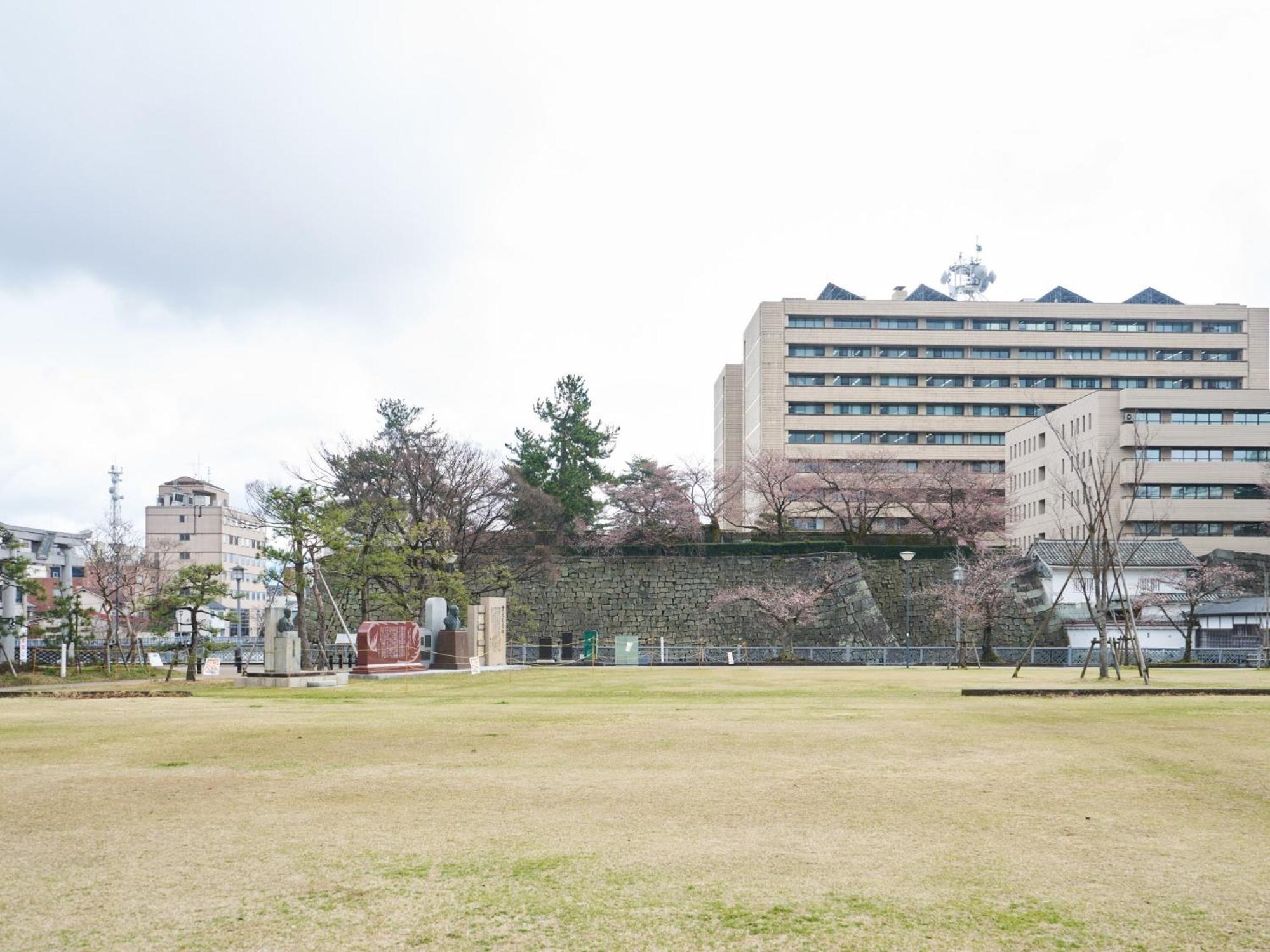 Hotel Fukui Castle - Vacation Stay 58696V Екстер'єр фото
